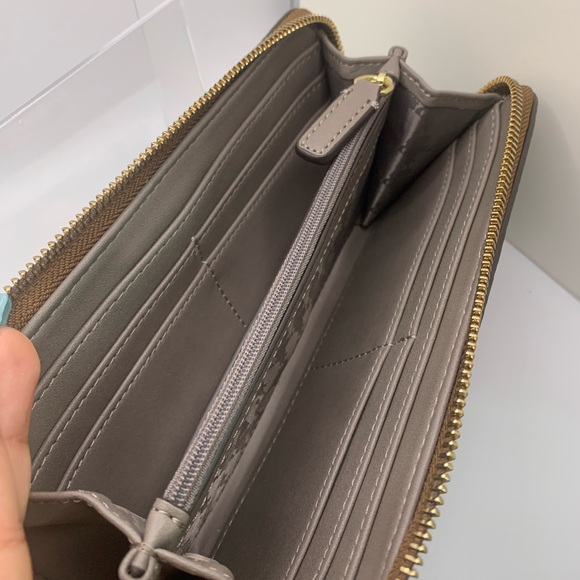 Karl Lagerfeld Paris Maybelle SLG Zip Brown Wallet - Picture 12 of 17